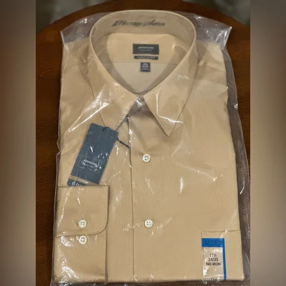 Arrow Classic Fit Long Sleeve Shirt - NWT